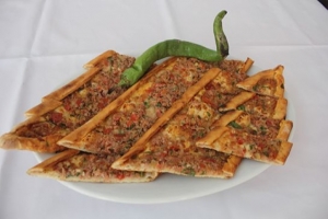 Kıymalı Pide